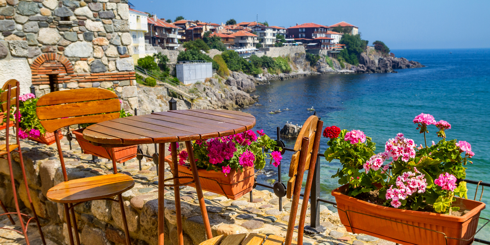 Seaside,Landscape,-,View,From,The,Cafe,On,The,Embankment